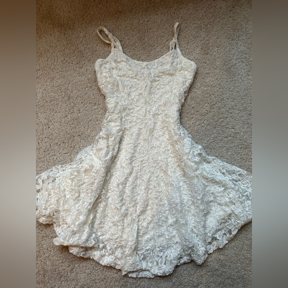 American Eagle Lace Dress